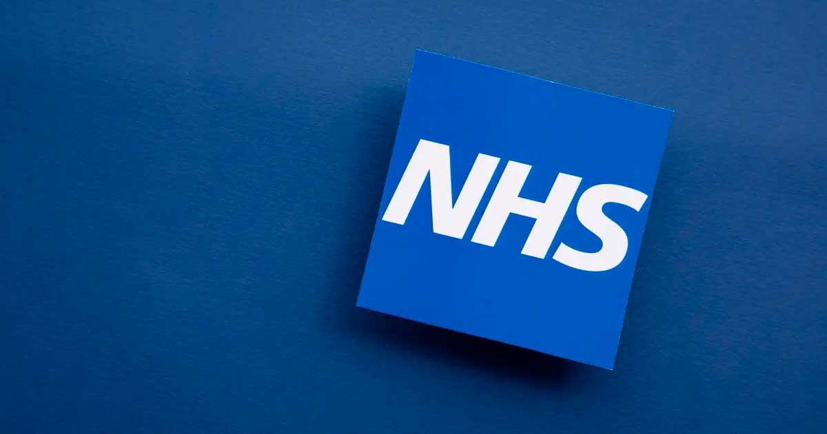 Una paziente britannica contesta le decisioni del NHS